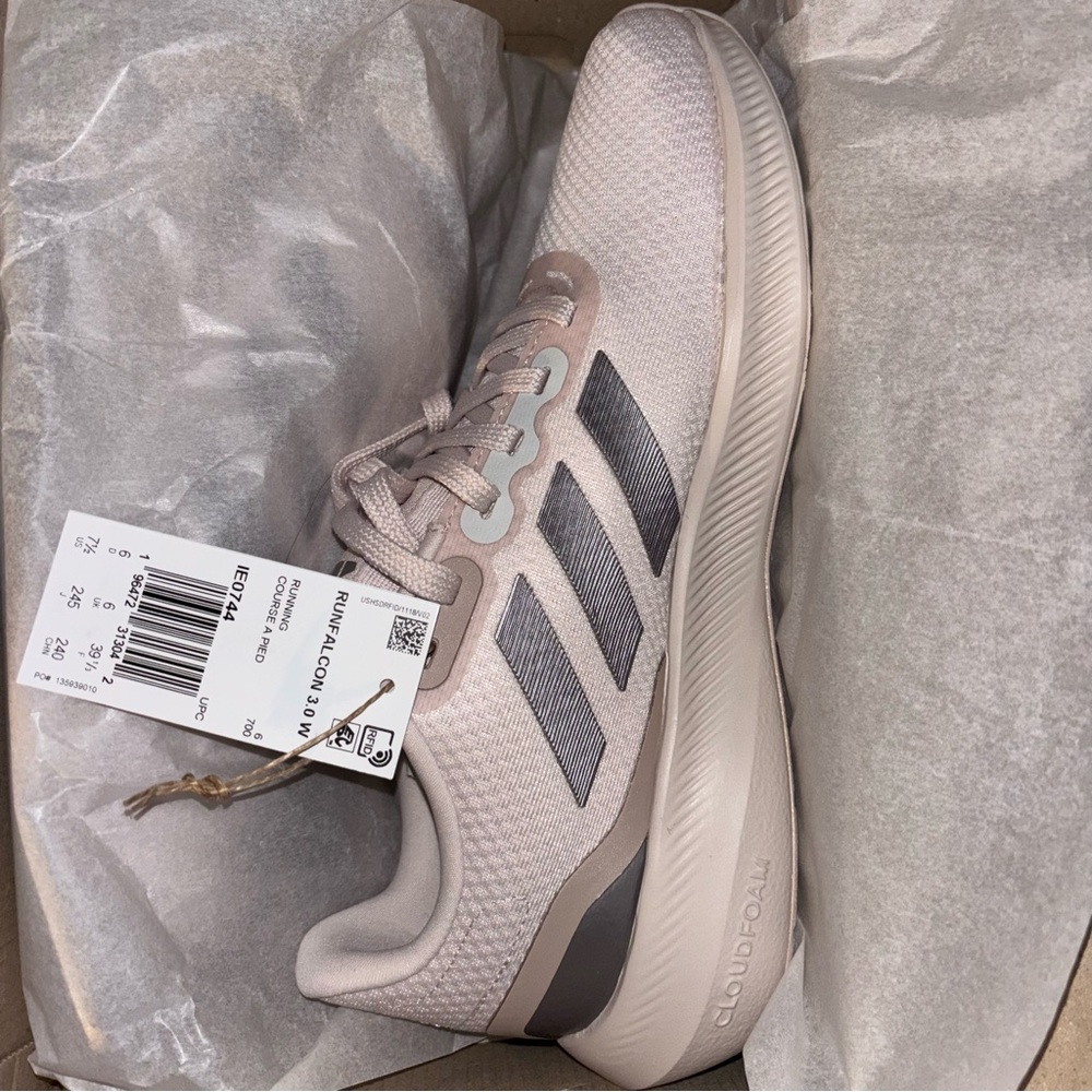 RUNFALCON 3.0W NWT